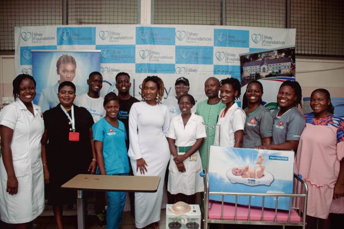 Wendy Shay Blesses Korle Bu Teaching Hospital As She Donates Medical Equipment To Them On Her Birthday (2) (Copy)