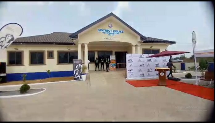 OBUASI POLICE HEADQUARTERS: OBUASI POLICE HEADQUARTERS: