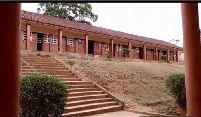 Ankobea Takyiwa Basic School old students call for transfer of Headmistress