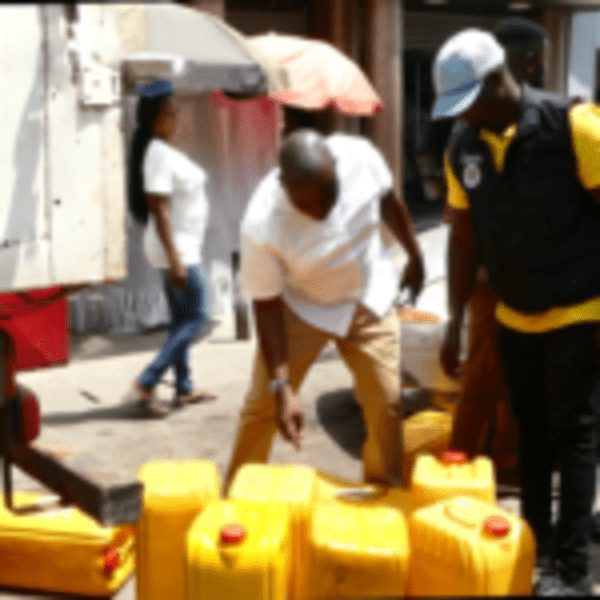 Anti-smuggling taskforce oil (1)