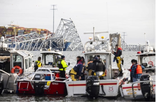 Cargo ship collapse