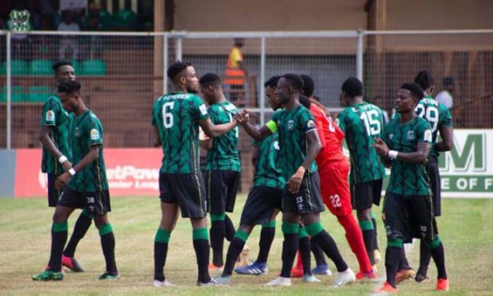 FC-Samartex-players-greet-768x461