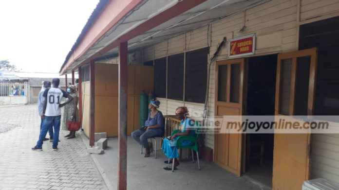 Manhyia-hospital-patients-3-754x424