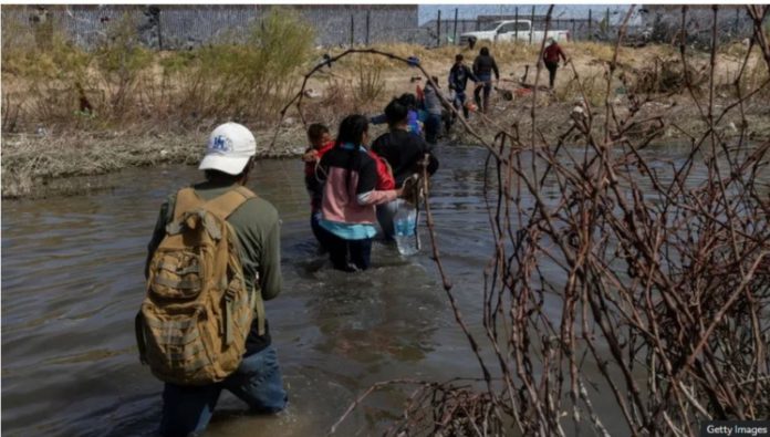 Polls show that Americans are increasingly concerned about immigration and the handling of the US-Mexico border.