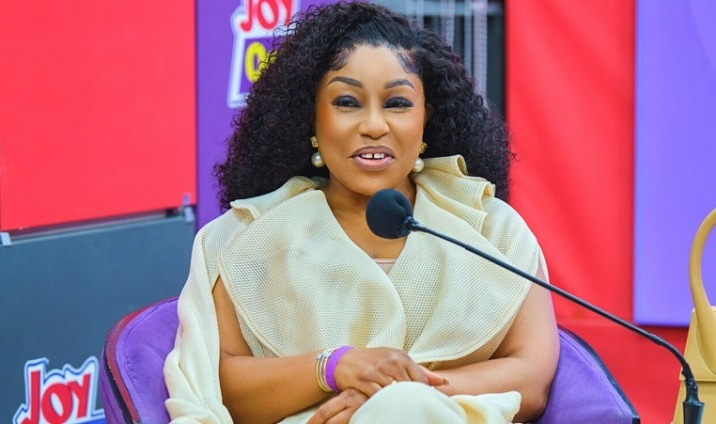 Fan criticizes Rita Dominic for ‘unworthy’ movie role, she fires back