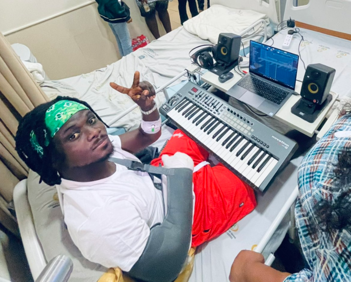 Kuami Eugene at UGMC after N1 accident Kuami Eugene on his sick UGMC bed after N1 accident