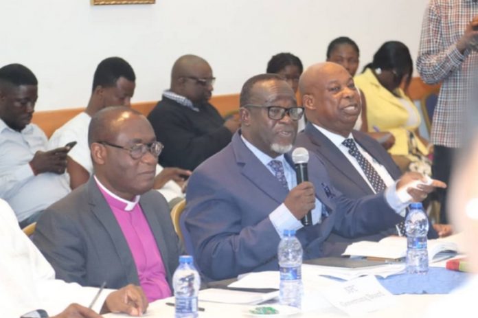 Allow-us-to-serve-litigants-through-WhatsApp-others-–-EMC-tells-Chief-Justice-637x424 (Copy) Election Management Committee (EMC)