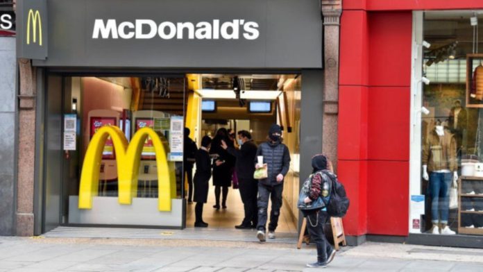 McDonalds-pauses-walk-in-takeaways-in-lockdown-754x424