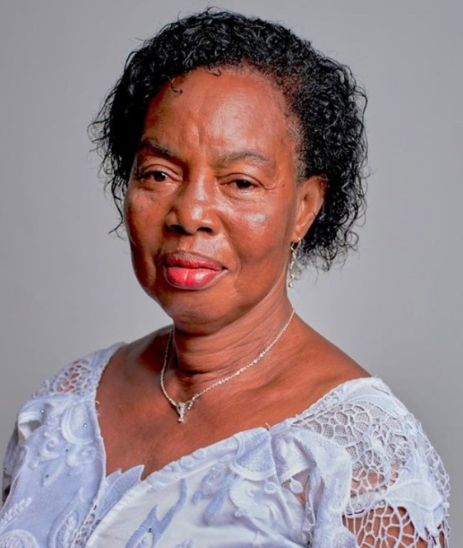 Keche loses mum