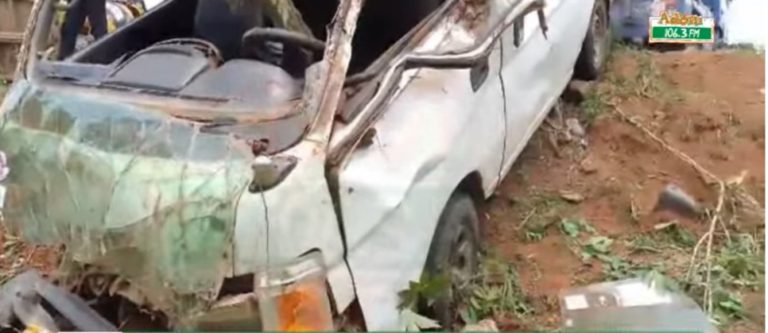 Five injured in gory accident on Ahodwo road [Video]