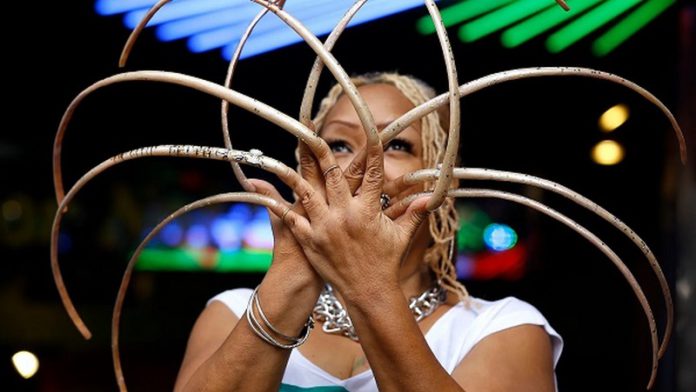 ayana (Copy) Ayanna Williams, world's recorder holder in longest fingernails Ayanna Williams, world's recorder holder in longest fingernails