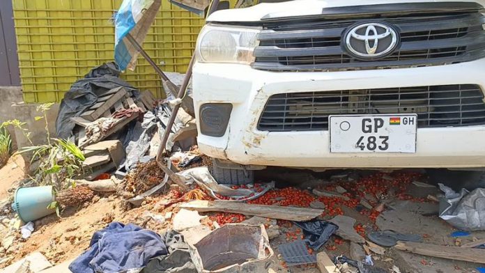 police officer dead as truck rams into police officers police officer dead as truck rams into police officers