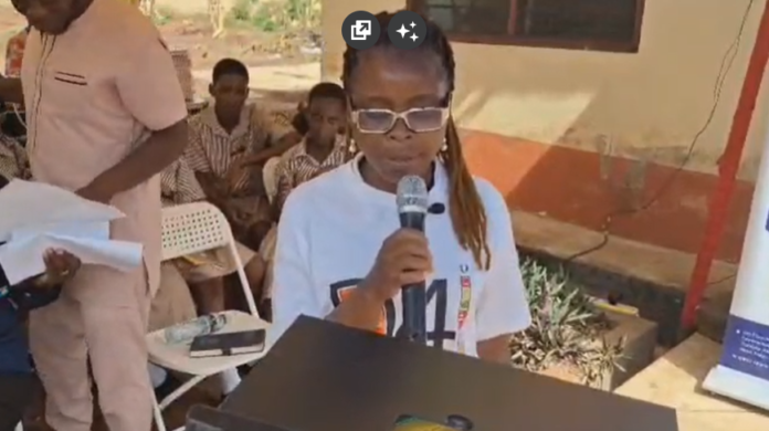 450 visually impaired receive free computer training