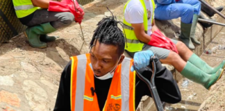 Article Wan joins Buz Stop Boys to clean Accra