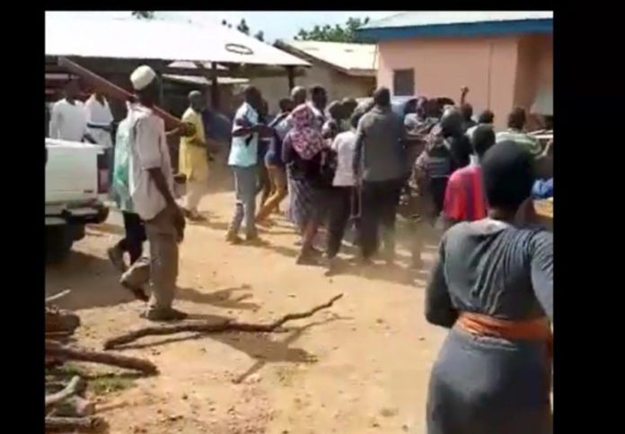 Chereponi-NPP-demonstrate-against-nomination-of-DCE-2-610x424 (Copy)