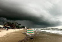 Ghana Meteo sends alert over rainstorm observed over Gulf of Guinea Photo taken by Adomonline.com's Dennis Kofi Adu; rainstorm, severe weather in Ghana, rain in Ghana, cloudy, rain clouds,