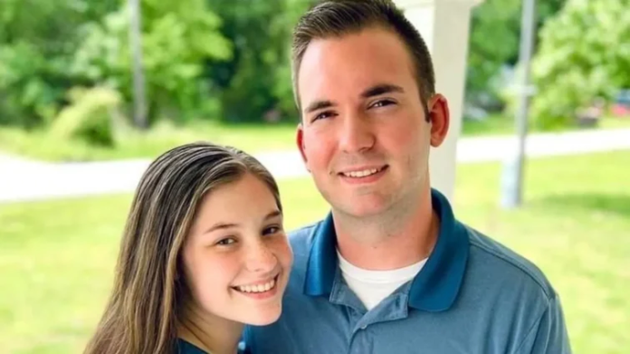 Davy and and Natalie Lloyd were reportedly ambushed by three trucks of gunmen along with a third victim. Davy and and Natalie Lloyd were reportedly ambushed by three trucks of gunmen along with a third victim.