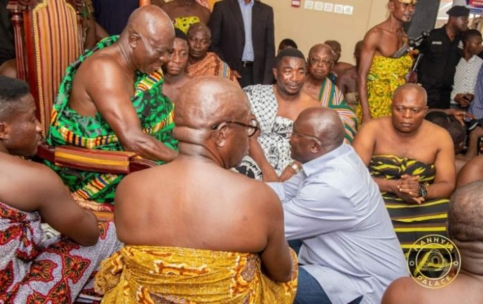 Asantehene-and-Bawumia-674x424 Asantehene-and-Bawumia