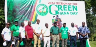 Green Ghana Day: Otumfuo Osei Tutu II leads tree planting exercise