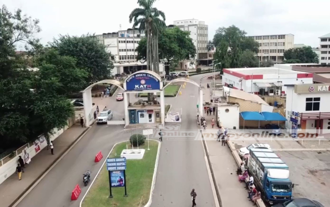 Komfo-Anokye-Teaching-Hospital-2-676x424