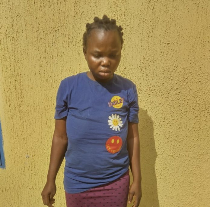 Lady arrested Nigeria