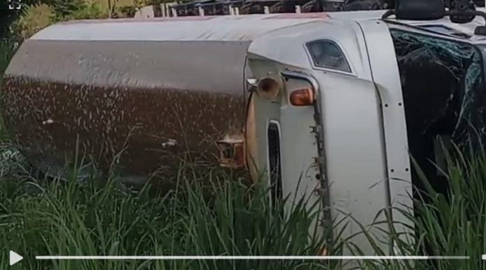 Gas Tanker Falls on Kumasi-Accra Highway