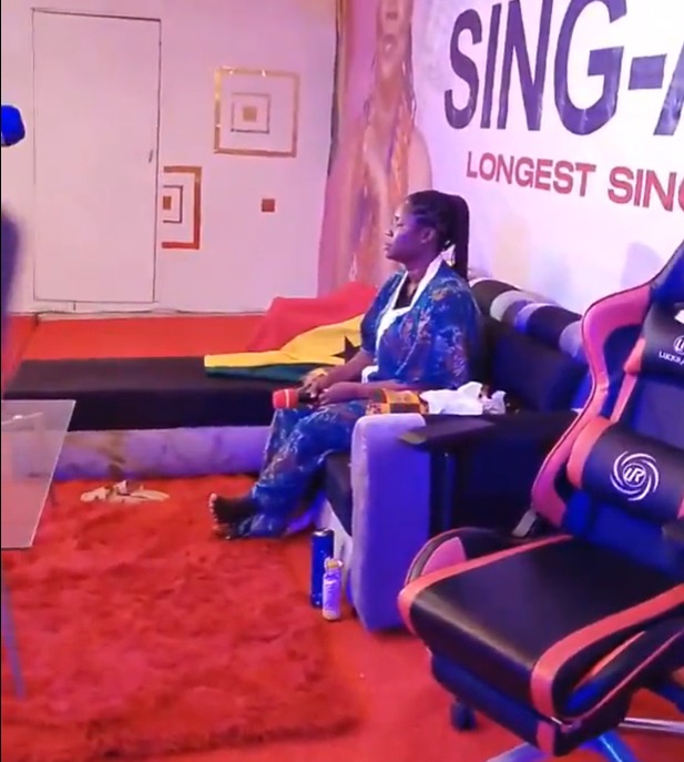 GWR: Ghanaian nurse embarks on sing-a-thon