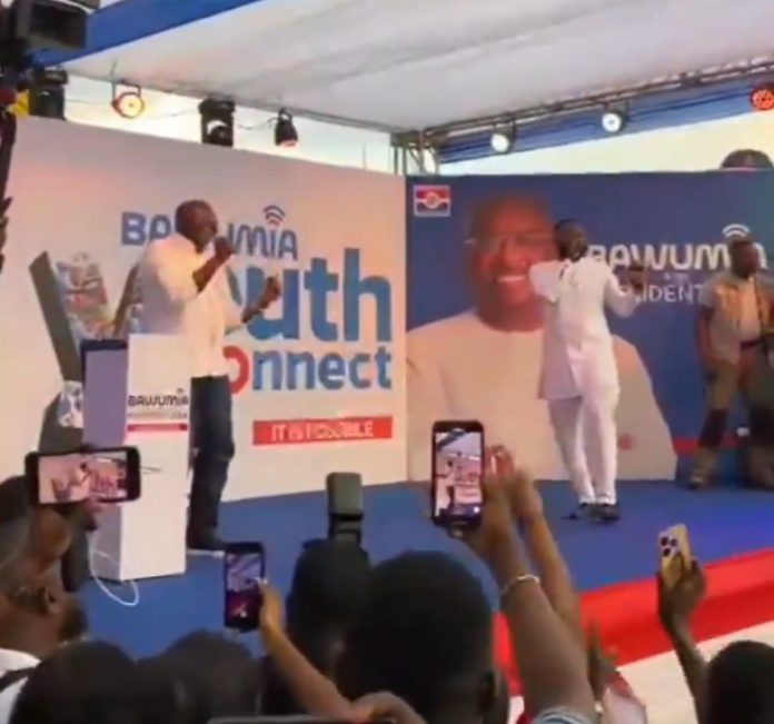 Bawumia unleashes wild dance moves as Guru performs at his rally