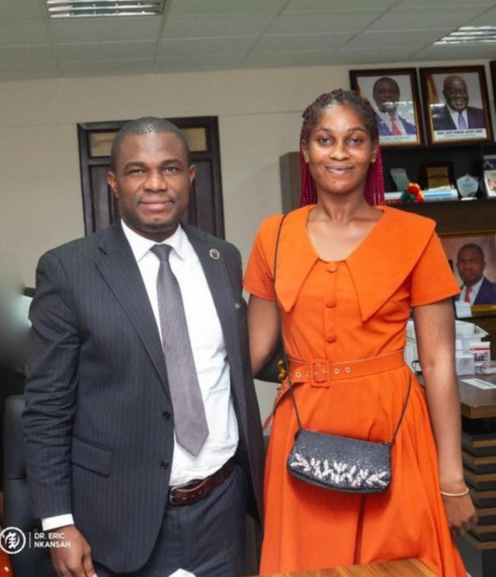 GES Director-General offers scholarship to Juaso SHTS best student