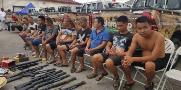 chinese-men-750x375 (Copy)