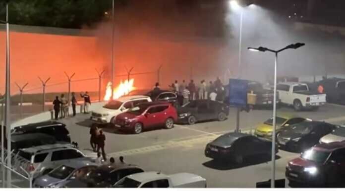 Car burns to ashes at KIA visitors’ car park Car burns to ashes at KIA visitors’ car park