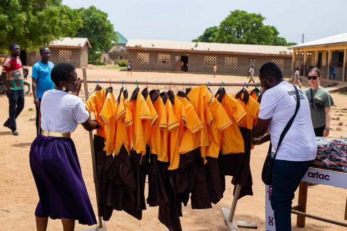 ARFAC donates 200 uniforms to underprivileged students in Sumbrugu ARFAC donates 200 uniforms to underprivileged students in Sumbrugu