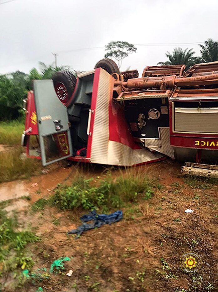 Seven firefighters injured in road crash at Kade