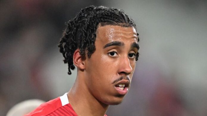 skysports-leny-yoro-lille_6587419