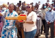 Govt reopens sea for artisanal fishers after month-long closure