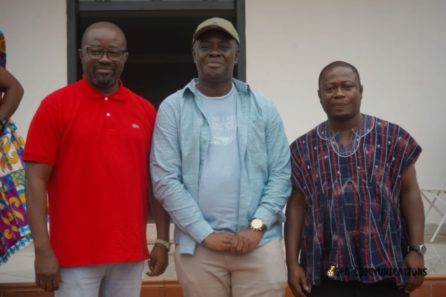 Osagyefo-Oseadeeyo-Agyeman-Badu-II-Kurt-Okraku-637x424