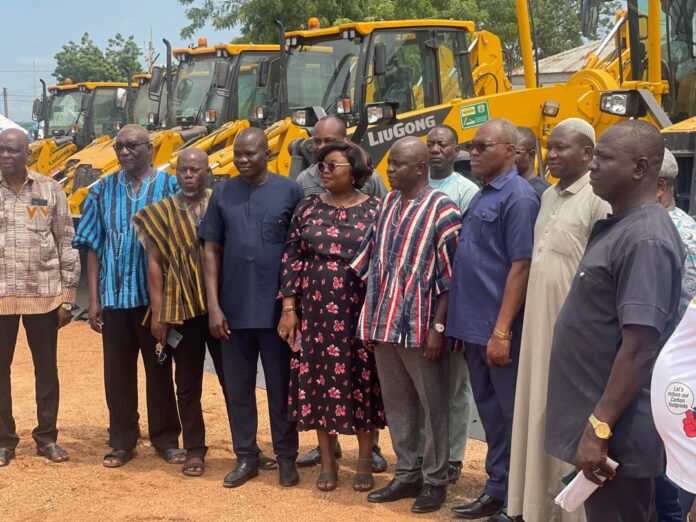 Upper West regional minister, Stephen Yakubu Minister praises Akufo-Addo after receiving equipment under DRIP intiative