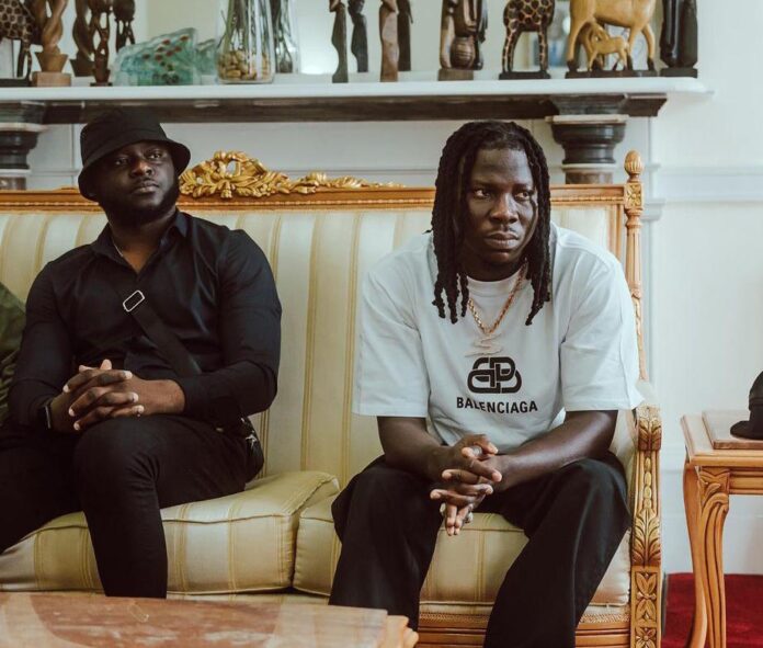 Stonebwoy and road manager