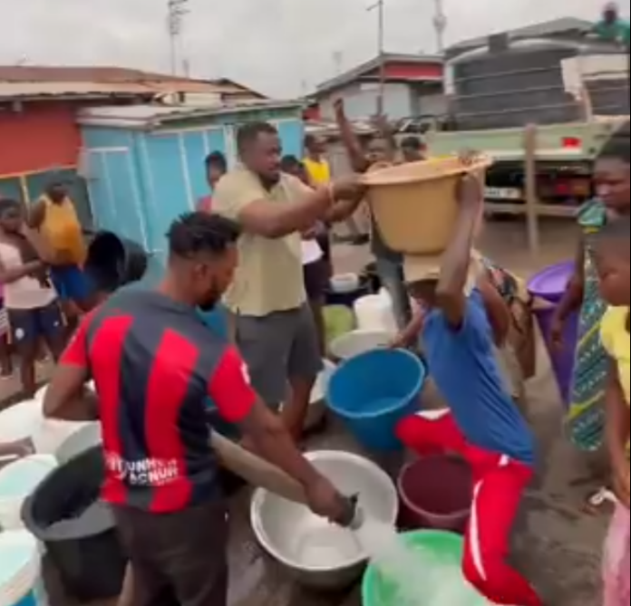 John Dumelo provides water for Opkonglo residents