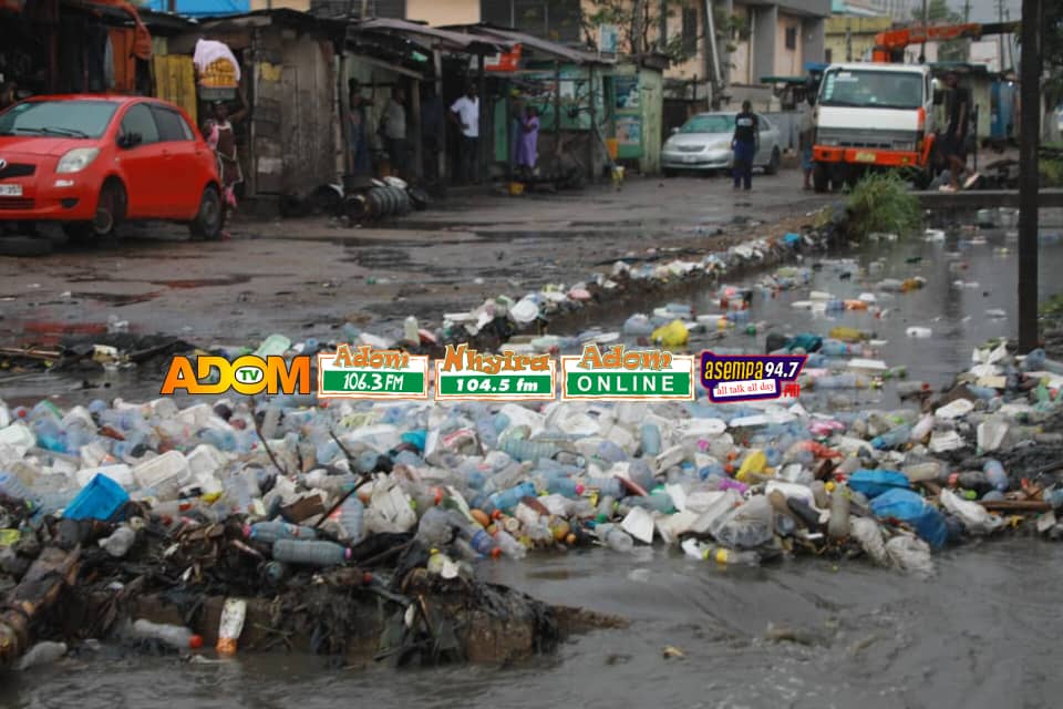 A sea of plastic waste engulfs Darkuman junction’s floodwaters in Accra A sea of plastic waste engulfs Darkuman junction’s floodwaters in Accra