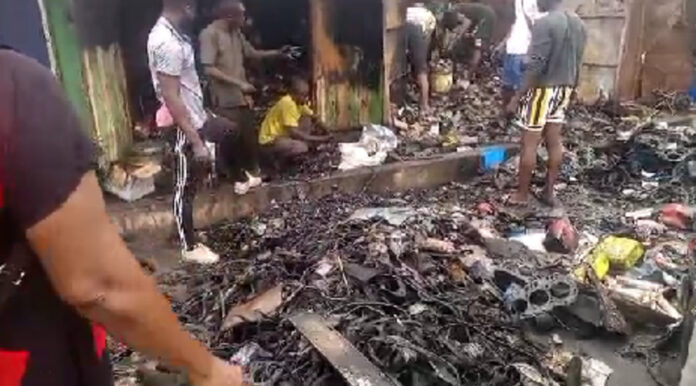 Fire destroys three shops at Kamara Fire destroys three shops at Kamara