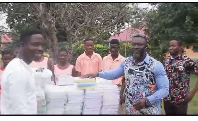 Mike2 foundation donates educational materials to Bukuruwa D/A JHS Mike2 foundation donates educational materials to Bukuruwa D/A JHS