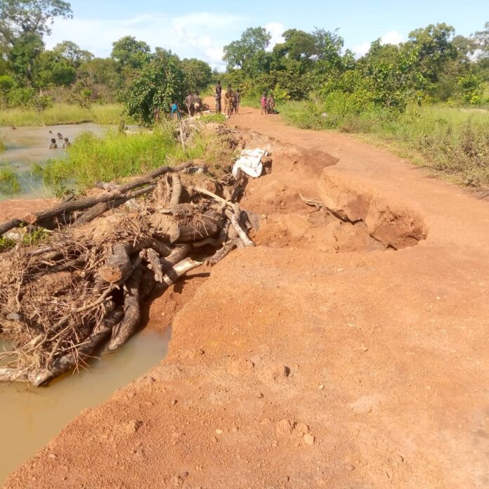 Taari residents, pregnant women appeal for help over collapsed bridges