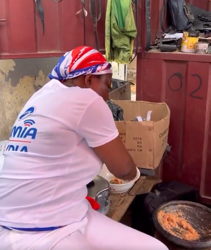 Lydia Alhassan dines with shoemakers