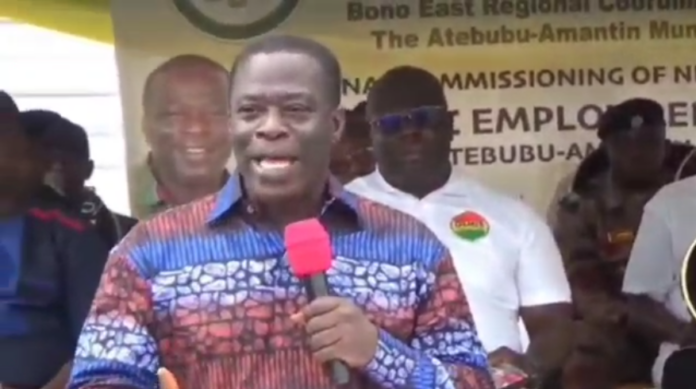 Employment Minister commissions public employment centers in Atebubu