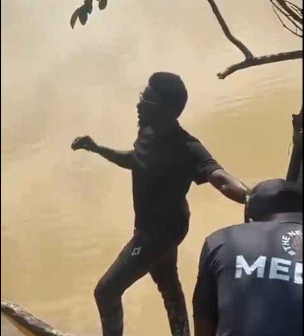 Nana Kwame Bediako visits polluted Densu river