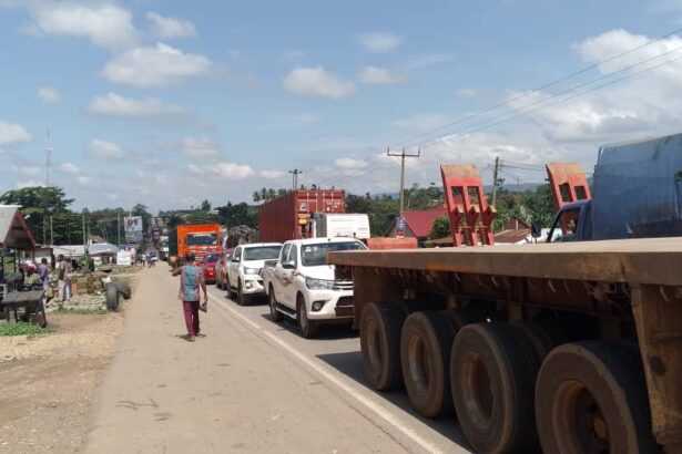 Gridlock on Nkawkaw stretch