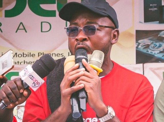 Osman Ayariga