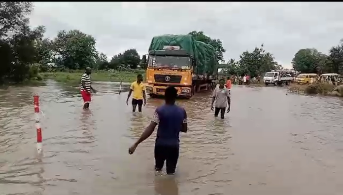 Highway Authority closes Atebubu-Prang stretch due to river overflow
