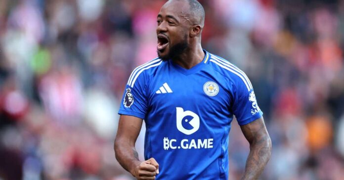 jordan-ayew-celebrates-his-stoppage-time-winner-for-leicester-city_1sesikyz6gu0i1ad2be76sss3z